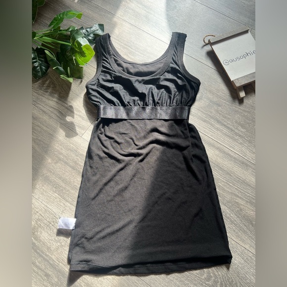 Skivys Femme Black Ribbed Tank Top w Built In Sports Bra Support. Size S - Picture 6 of 12